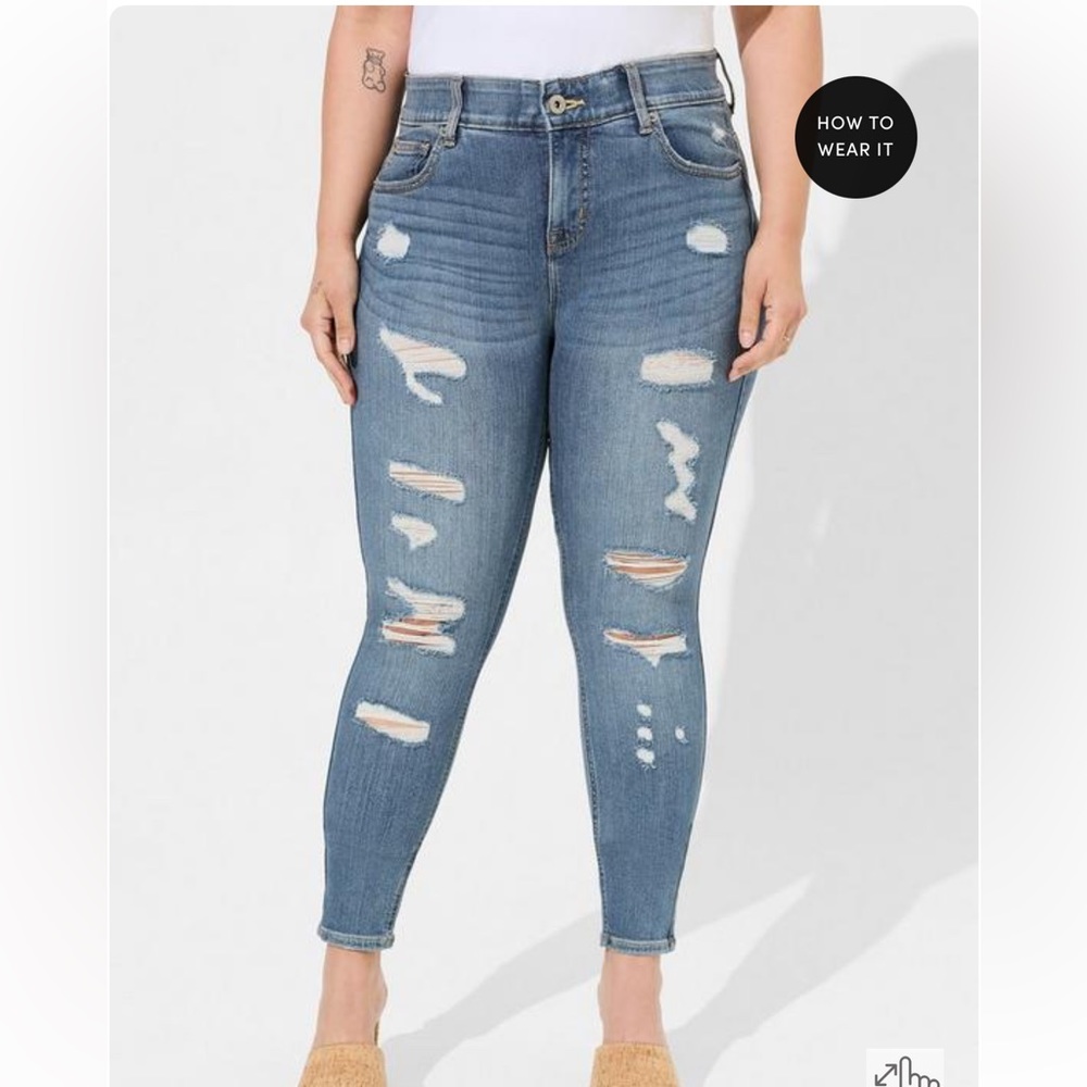 Torrid Bombshell Skinny jeans